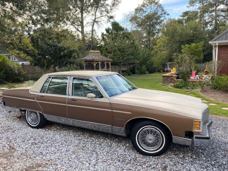 Thumbnail Photo undefined for 1981 Pontiac Bonneville Brougham Sedan